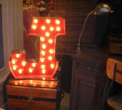 Carousel letter light